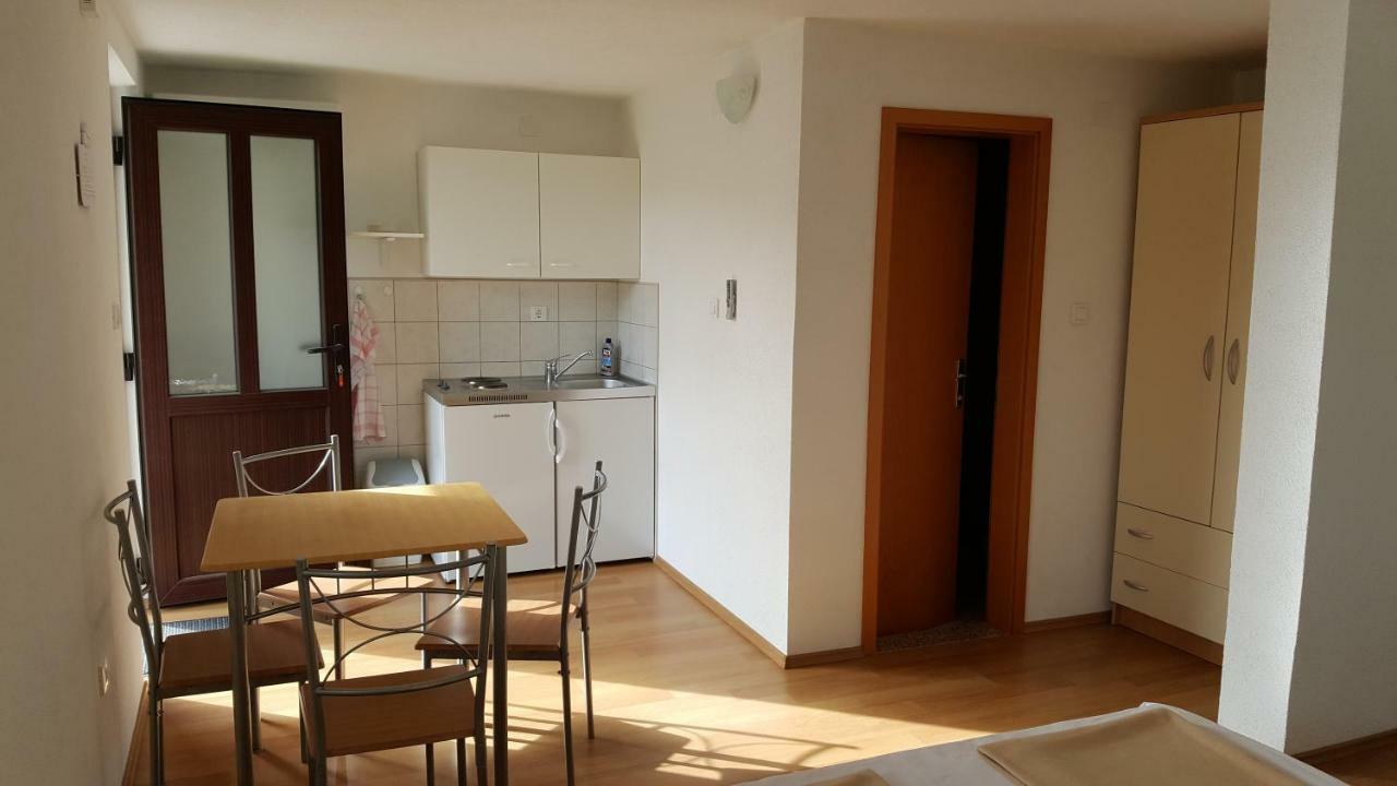 Apartmani M&M Biograd Na Moru Luaran gambar
