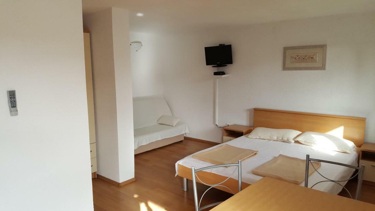 Apartmani M&M Biograd Na Moru Luaran gambar